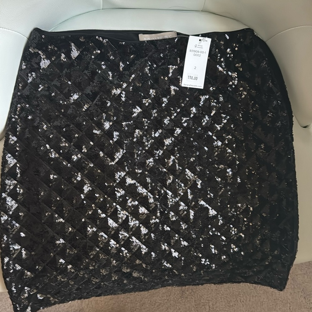 Banana Republic sequenced skirt